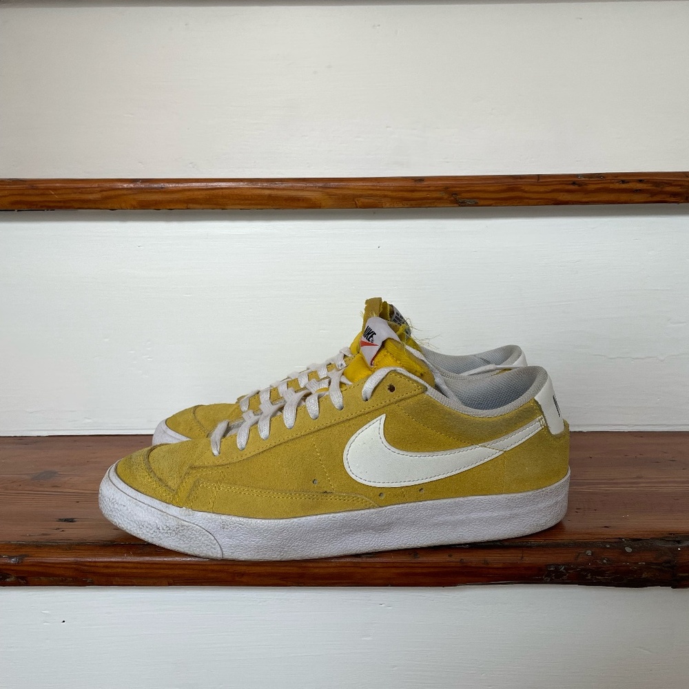 Nike Blazer Low's White/Yellow